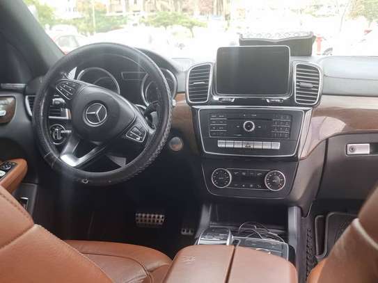 Mercedes-Benz GLE 450 image 4