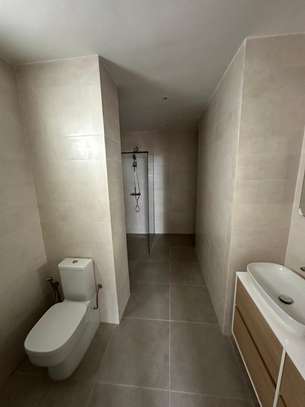 Magnifique appartement de type F4 à louer image 9