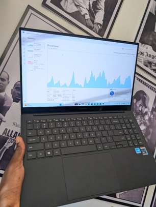 Samsung i7 11th 3ghz SSD nvme 1to/ 16gb ram image 2