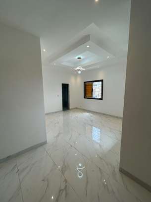 Magnifique appartement de type F4 à louer à Mermoz Batrain image 5