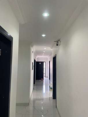 APPARTEMENT image 8