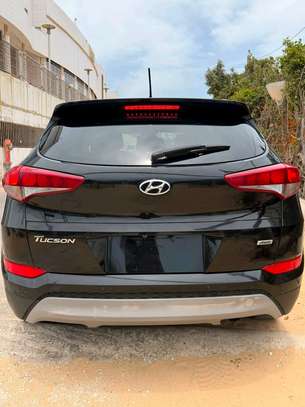HYUNDAI TUCSON 2.0 ESSENCE AUTOMATIQUE 2017 image 5