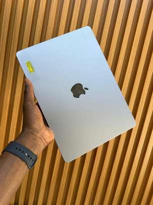 MacBook Air m2 512g ram24 image 2