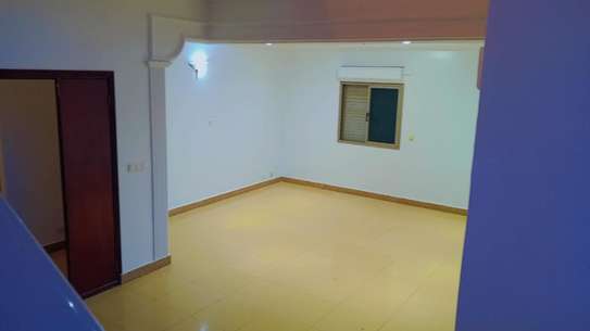 Duplex a louer sacré cœur 3 image 2