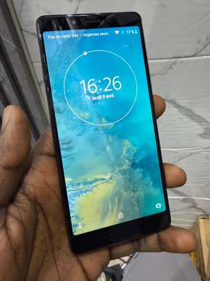 SONY XPERIA L3 image 2