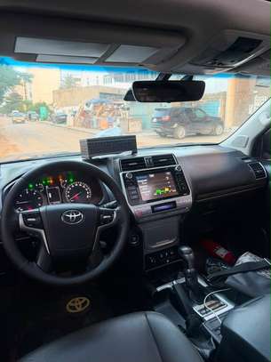 Toyota Prado txl Année 2020 image 3