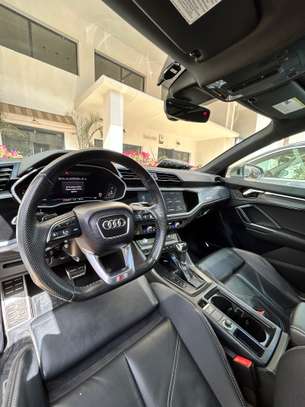 Audi Q3 S Line 2019 image 7
