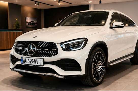 Mercedes glc300 année 2022 image 3