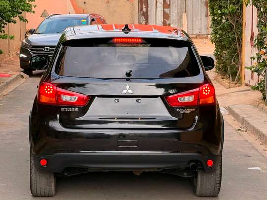 Mitsubishi Outlander Sport(ASX) 2.0 image 9