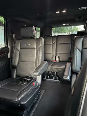 CADILLAC Escalade  2023 image 5