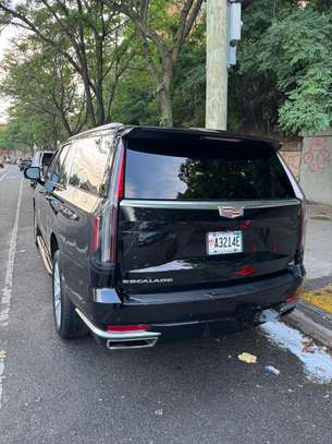 CADILLAC Escalade  2023 image 12