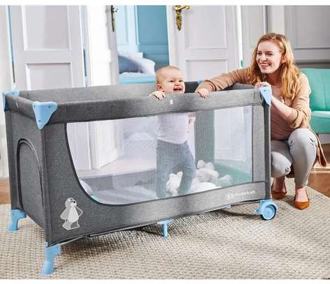 Lit pliable baby playpen image 2