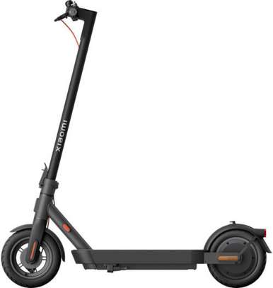 Xiaomi Electric Scooter 4 Pro 2nd Gen Noir avec clignotants image 4