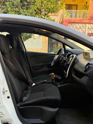 Renault image 2