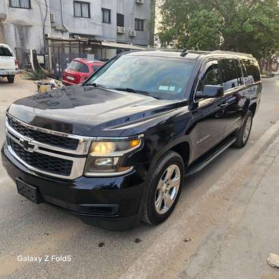 Chevrolet SUBURBAN image 8