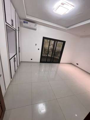 Joli appart F4 à Ngor Almadies image 3
