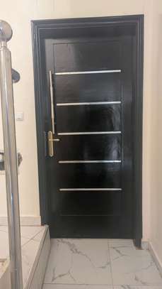 À louer, appartement rez-de-chaussée image 2