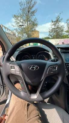 HYUNDAI SANTA FE 2017 image 10