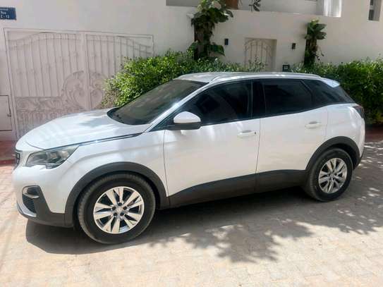 Peugeot 3008 .2019 image 2