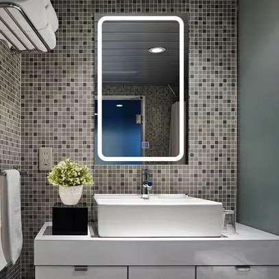 Miroir lumineux LED  avec horloge digitale image 10