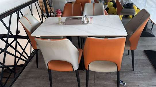 Lot de tables et chaises image 9