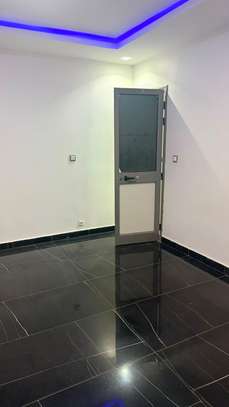 UN APPARTEMENT F4 A LOUER A LA CITE KEUR GORGUI image 3