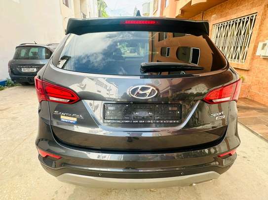 Hyundai santafe sport 2017 image 13