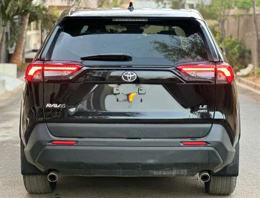 Toyota rav 4 2023 image 6