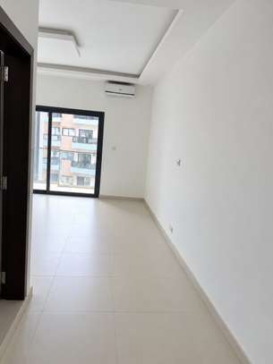 Appartement à louer de 03 chambres Cité Mbackirou Faye image 6