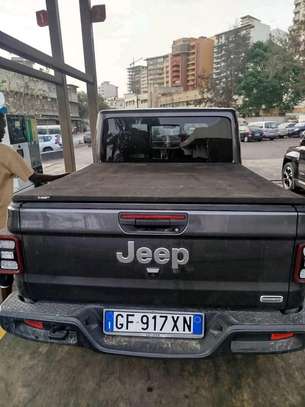 Jeep Gladiator 2023 image 2