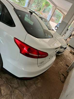 Ford Focus 2017 image 9