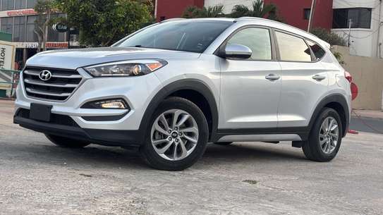 HYUNDAI TUCSON 2018 image 4