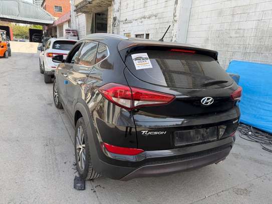 Hyundai tucson image 10