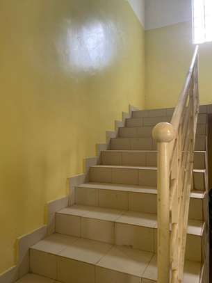 Villa basse, 3 chambres, grand salon, 3 salles d'eau image 2