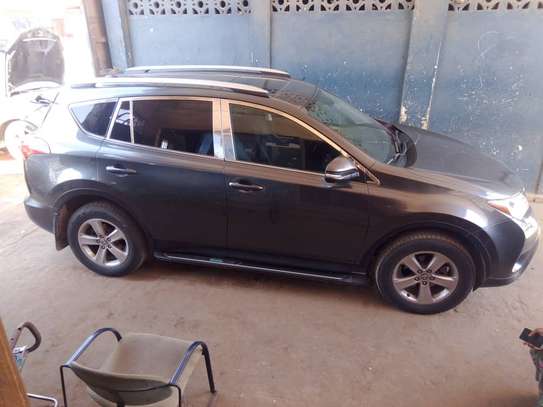 Toyota rav 4 XLE 2015 image 11
