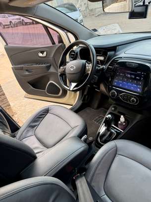 RENAULT QM3 2016 image 6