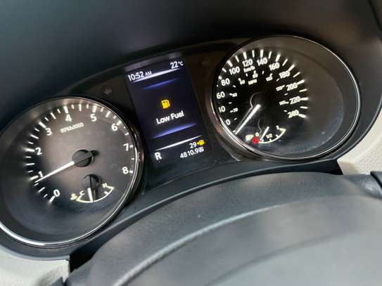 Nissan image 4