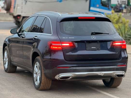 MERCEDES BENZ GLC 300 4 MATIC  2018 image 6