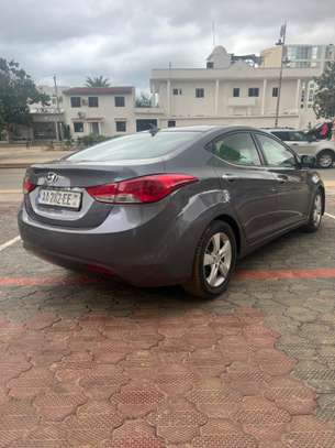 Hyundai Elantra Automatique 2013 image 6