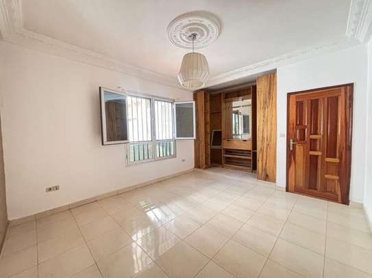 Appartement a louer a Fenetre Mermoz image 4