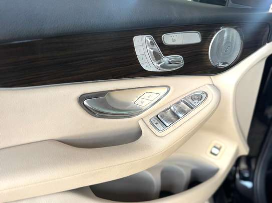Mercedes Benz GLC 300 coupe image 9
