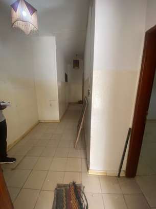 Un appartement F3 à louer aux Mamelles cités Magistrats image 2