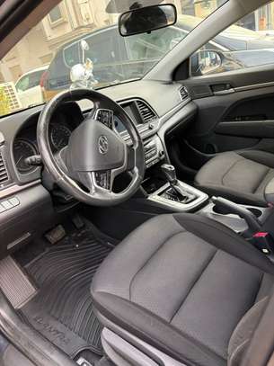 HYUNDAI ELANTRA 2017 image 5
