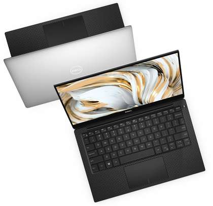 Promo Dell xps 13 2in1 Corei7 Ram16 image 4