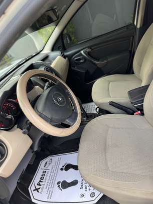 Renault Duster image 3