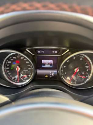 MERCEDES-BENZ GLA 180 (2018) – PACK AMG image 6