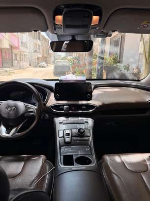 Hyundai Santa Fe 2021 7places image 5