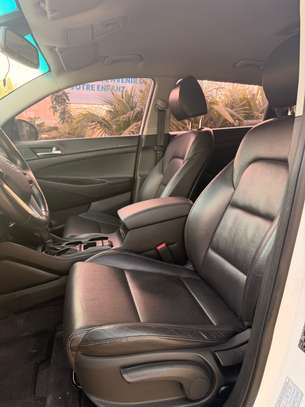 Hyundai Tucson image 5
