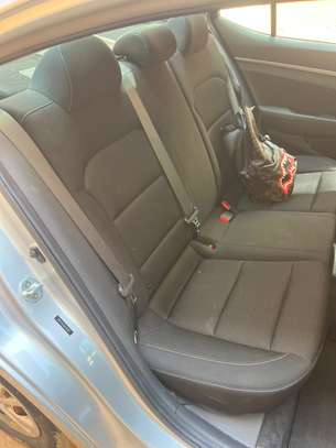 HYUNDAI ELANTRA 2018 image 6
