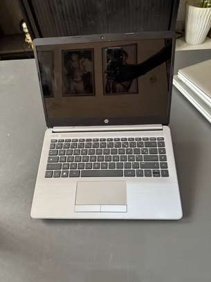 Hp ryzen 3 / 2gb gpu / 8gb ram / ssd 256 ordinateur image 6